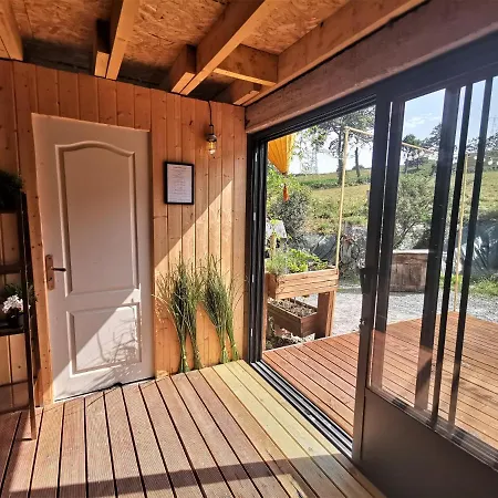 Luxury With A Jacuzzi - River View - La Vieille Dame