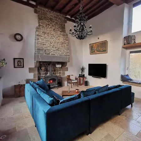 Casa de Férias Luxury With A Jacuzzi - River View - La Vieille Dame